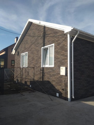 Фасадная плитка Деке BRICK цвет Вагаси фото фасада дома 1 Фасадная плитка Деке BRICK цвет Вагаси фото фасада дома 1